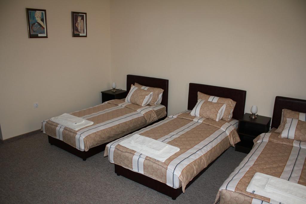 Hotel Feniks Пожаревац Номер фото